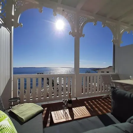 Fuerstenhof - Panorama103 사스니츠