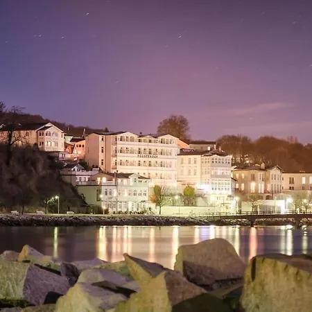 Fuerstenhof - Panorama103 아파트 사스니츠